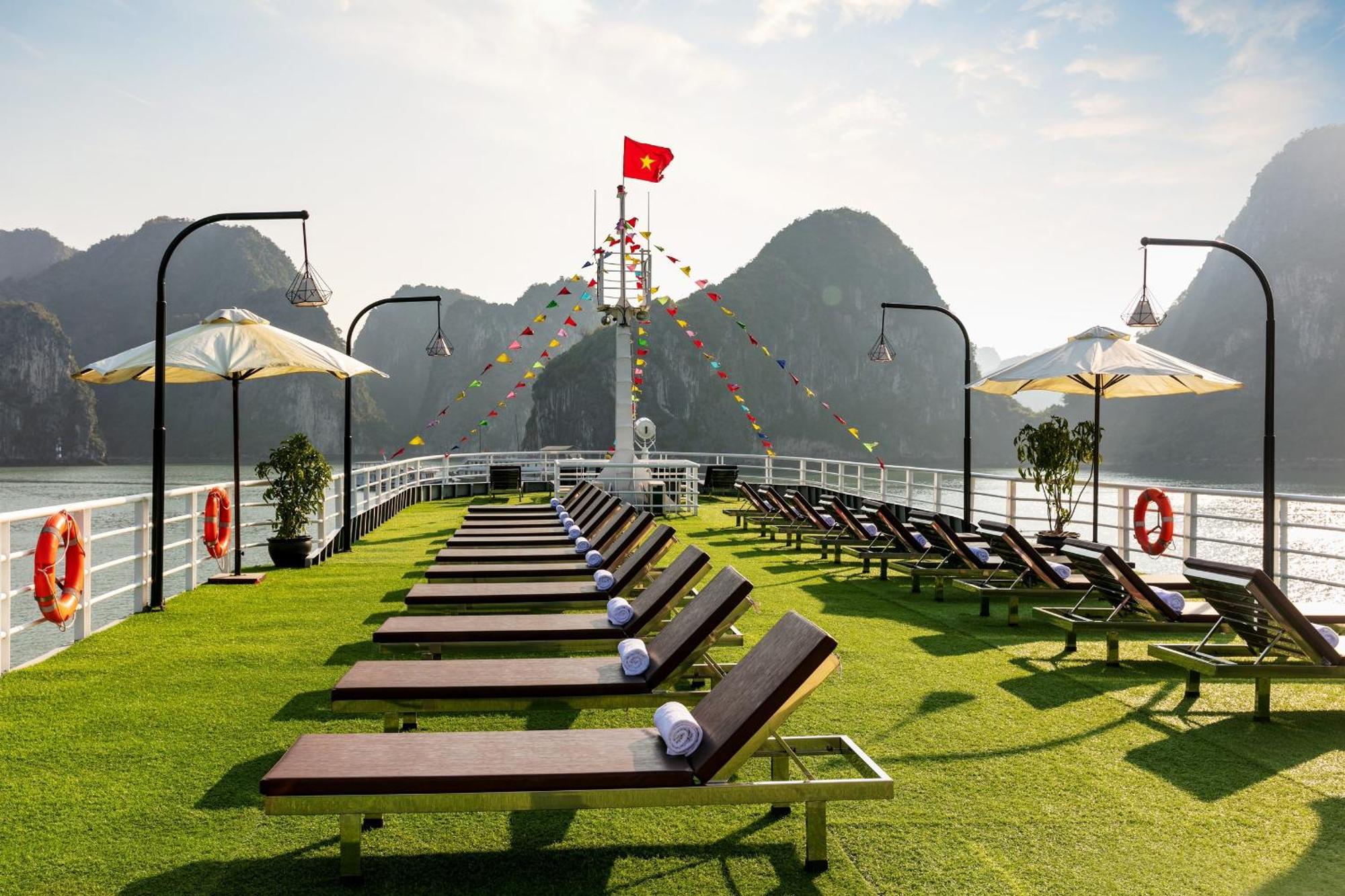Halong Dragon Bay Cruise Hotel Ха Лонг Екстериор снимка