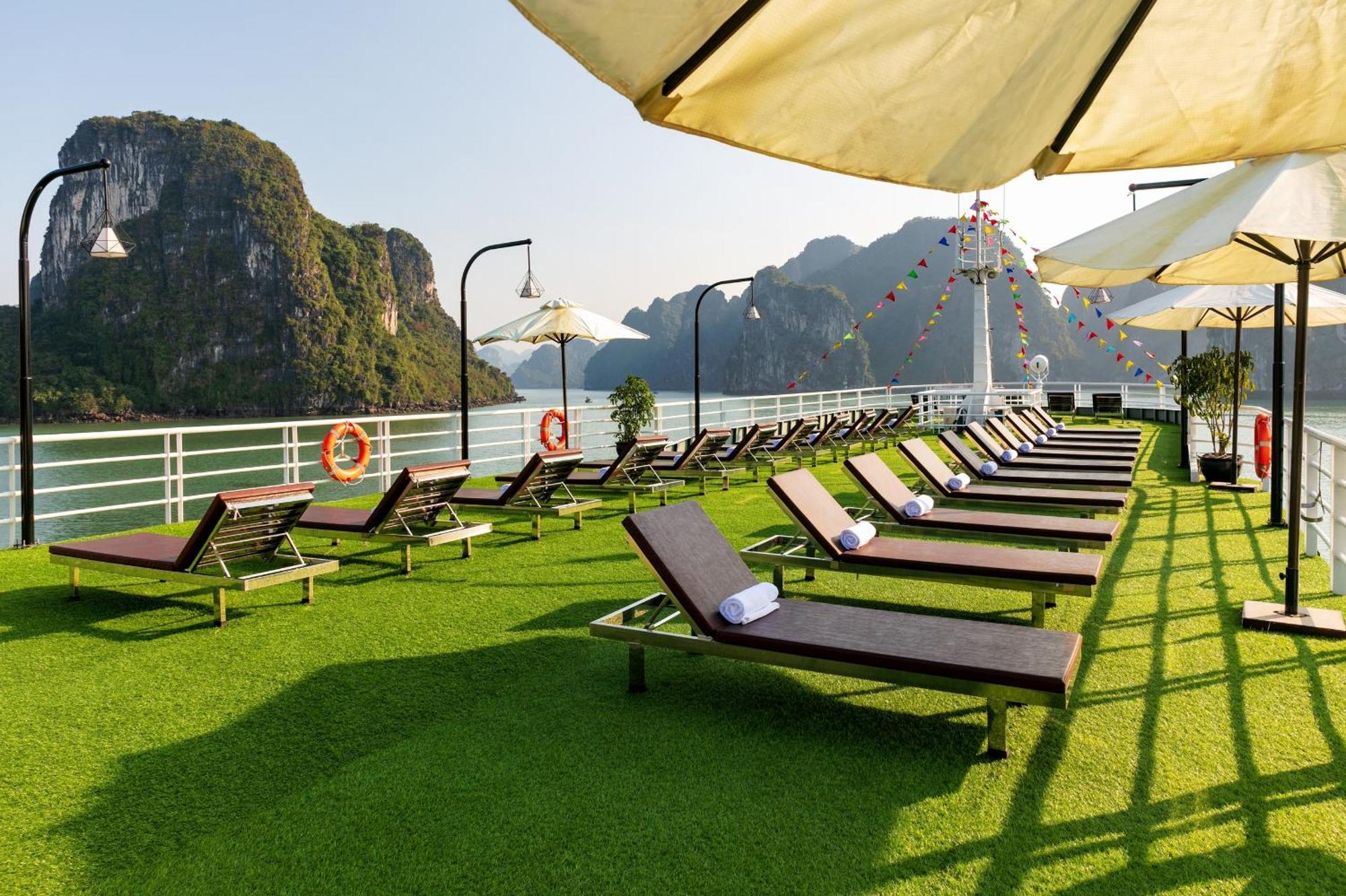 Halong Dragon Bay Cruise Hotel Ха Лонг Екстериор снимка