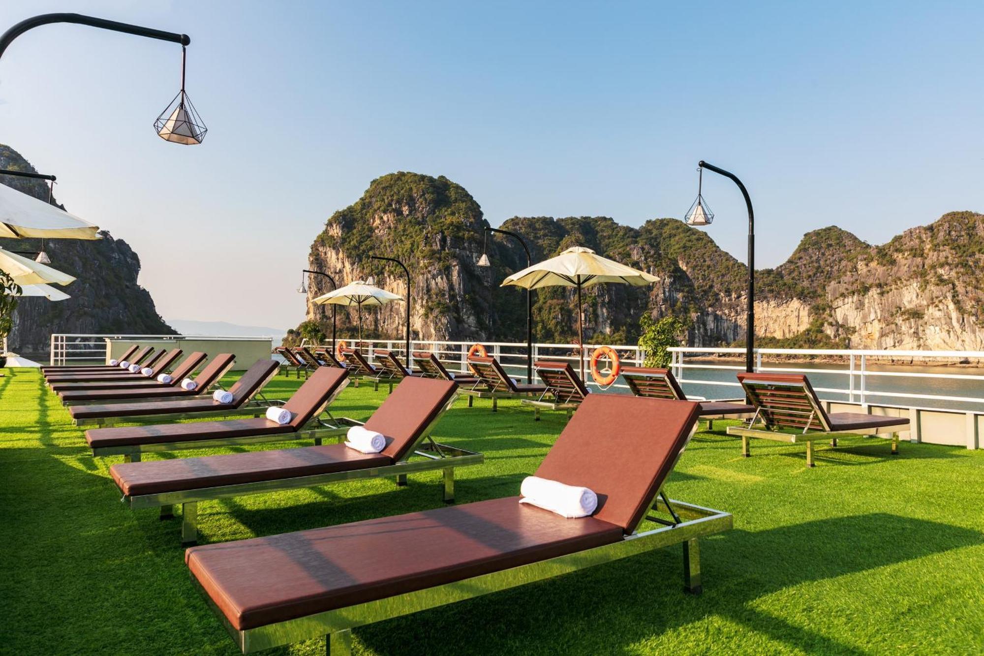 Halong Dragon Bay Cruise Hotel Ха Лонг Екстериор снимка