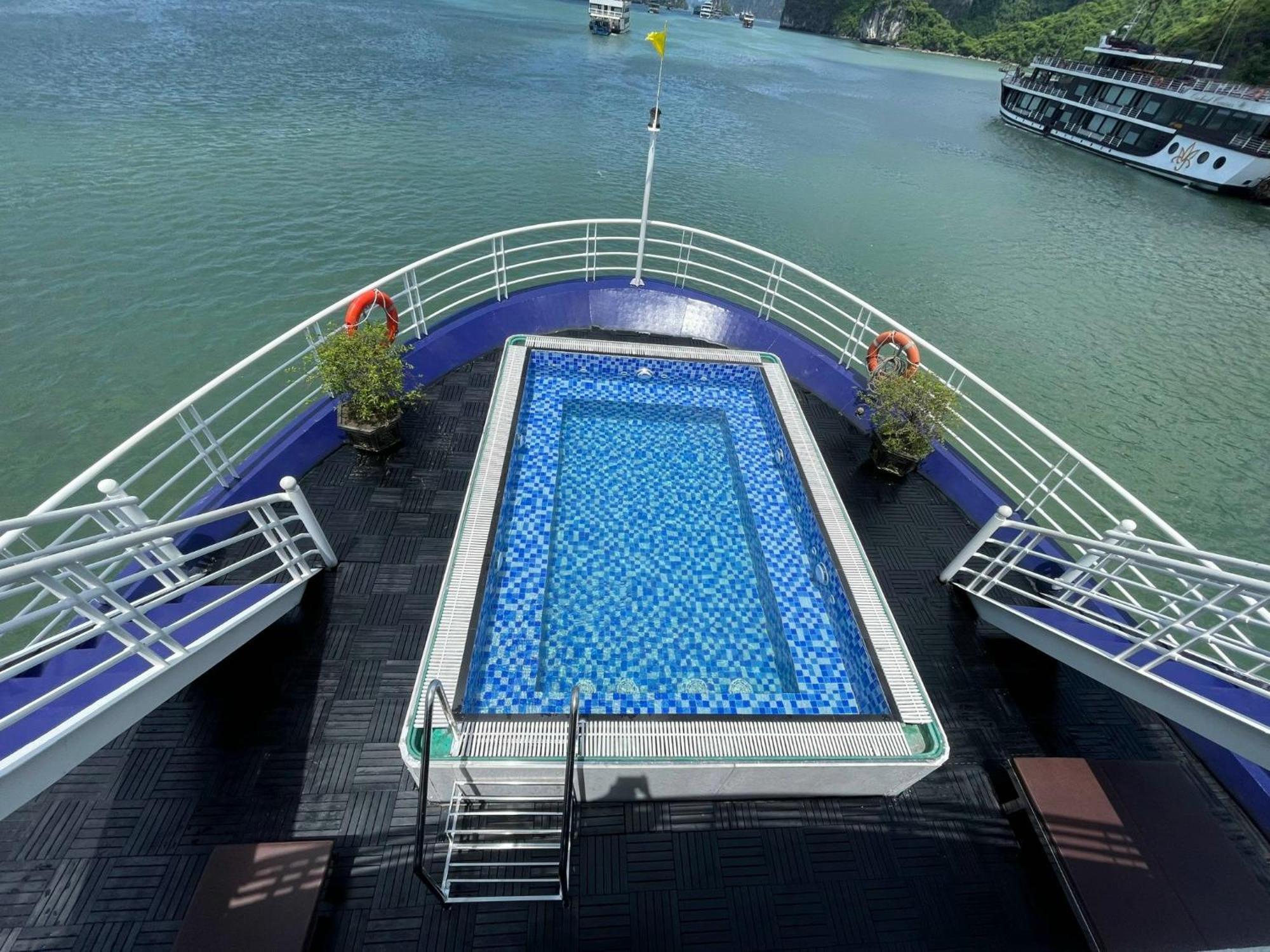 Halong Dragon Bay Cruise Hotel Ха Лонг Екстериор снимка